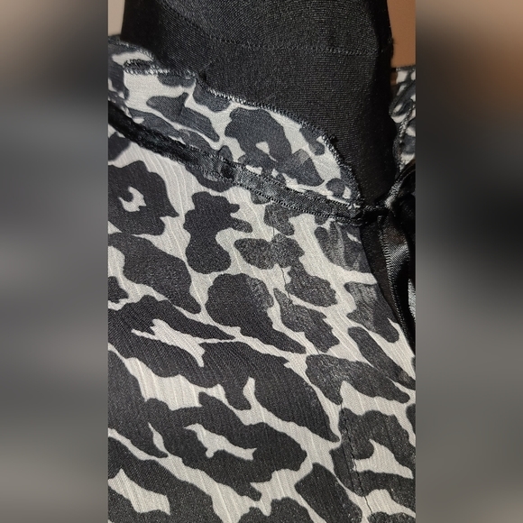 Atmosphere Leopard animal print sheer blouse US 4 - Picture 9 of 15
